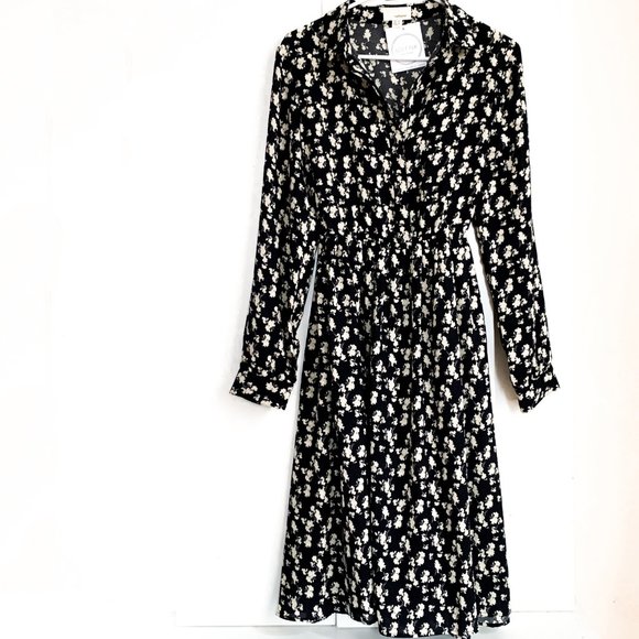 The Korner Dresses & Skirts - NWT the korner navy blossoms midi dress w/collar